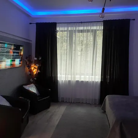 22 Loop Apartment-3